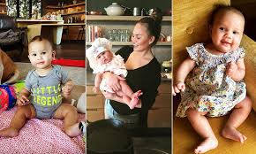 Late monday night, chrissy teigen posted the first official photo of daughter luna with new family addition. The Cutest Photos Of Chrissy Teigen And John Legend S Adorable Daughter Luna Hello