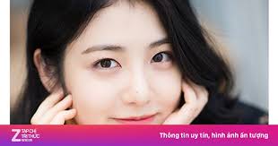 Nhan sắc trong veo của 'nữ thần thế hệ mới' 21 tuổi