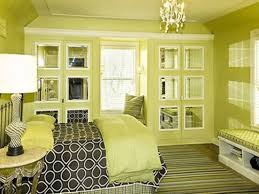 In addition to choosing colours for your walls, floors and ceiling unless your master bedroom is enormous, it's a good idea to limit your furnishings to only the essentials: Master Bedroom Colors Ideas And Techniques Storiestrending Com