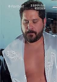 Luis Vivanco y Sergio El Heladero en el cuadrilátero