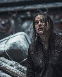 Hvitserk, ever haunted and hallucinating, stepped outside and saw what he believed to be a giant they didn't want to kill me off after six seasons, but i was like, there's a time and place, guys. Pin By Carina G On Alex Hogh Vikings Ragnar Bjorn Vikings Tv Vikings Tv Show Vikings