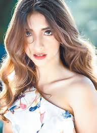 Olga Osuna's Instagram, Twitter & Facebook