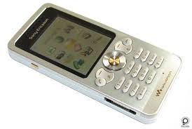 Sony Ericsson W302 - very few changes ...