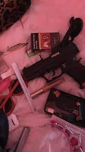 Abrunamarreiros Instagram Inhalt Abrunamarreiros Handyhintergrundvintage Instagrami Bad Girl Wallpaper Bad Girl Aesthetic Pastel Pink Aesthetic