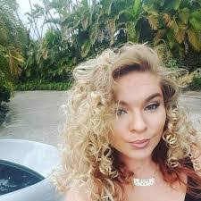 Erin Ladue's Instagram, Twitter & Facebook