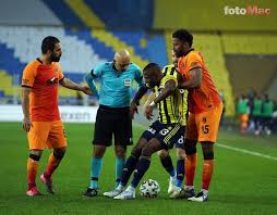 Cüneyt çakır, şu ana kadar 50 galatasaray karşılaşmasında düdük çaldı. Caner Erkin Den Cuneyt Cakir A Sok Sozler Vallahi Billahi Son Dakika Fb Gs Derbisi Haberleri Fotomac