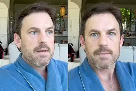 Kings of Leon Cancels Tour Dates After Singer Caleb Followill's 'Freak  Accident'