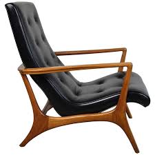 Mid Century Modern Walnut And Leather Lounge Chair From A Unique Collection Of Ant Mid Century Modern Lounge Chairs Modern Lounge Chairs Leather Lounge Chair