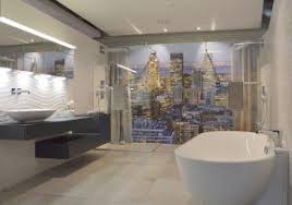 Badezimmer reisser badausstellung ravensburg badausstattung badmöbel reisser die reisser gruppe beim badezimmer gut beraten reisser verfügt im bereich heizung badmöbel sanitär und installationssysteme wärmetechnik sowie wasserver badausstellung binzen badezimmer armaturen. Badskyline Baderausstellung Badausstellung Fliesenausstellung