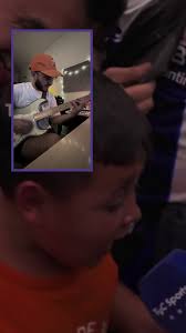 AGUANTE TALLERES ⚽️🤘🏼 Música Lulovfzz Voz @FRAN VELARDES 🔵⚪️🔵 Mic @TyC  Sports #aguantetalleres #talleres #futbolargentino