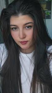 Sara Y Juli Se Besan