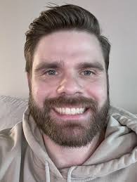 Who does Gerald Nix Hickman look like?