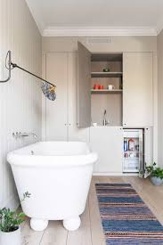 Here are 21 decorating ideas for refreshing small bathrooms. 166 Easy Bathroom Decorating Ideas