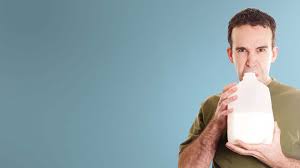 How To Dispose Of Spoiled Milk - Home Cook World