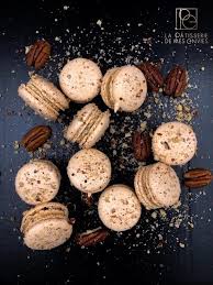 Macarons A La Noix De Pecan La Patisserie De Mes Envies Macaron Recette Macaron Noix De Pecan