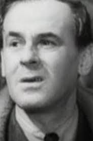 Wesley Ruggles's Instagram, Twitter & Facebook