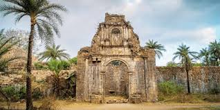 known forts of Mumbai