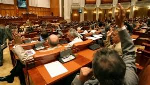 Demersul legislativ îi vizează pe profesorii care au o vechime efectivă de 30 de ani în învăţământ. Pensii Speciale Pentru Profesori Un Nou Proiect Aflat In Parlament Dcnews
