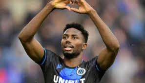 Emmanuel dennis (emmanuel bonaventure dennis, born 15 november 1997) is a nigerian footballer who plays as a striker for belgian club club brugge kv. Emmanuel Dennis Reveals Highlights Of 2019 20 Season Wazup Naija