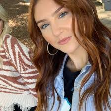 Paige Stuart's Instagram, Twitter & Facebook