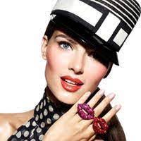 Tracey Rowley's Instagram, Twitter & Facebook