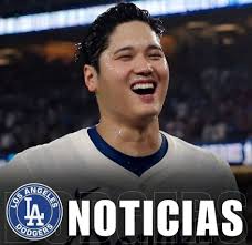 Santa, este año me porté bien… ¿me puedes traer un guante y un bate new  pake?🎅🦵😂