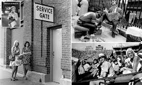 Celebrated punk rock photographer David GODLIS releases trove images  depicting NYC during 1970s | Daily Mail Online