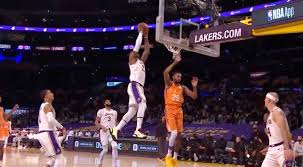 Alex caruso dunks on own team mate, javale mcgee with putback dunk! Video Alex Caruso Throws Alley Oop Off The Glass To Lebron James