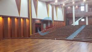 Harga jual lantai kayu, lantai motif kayu, vinyl motif kayu lebih murah dibandingkan dengan harga keramik lantai dan harga lantai kayu parket atau lantai kayu parquet, mengapa demikian, ini. Pemasangan Lantai Kayu Merbau Auditorium Ipb Bogor Gallery Parquet