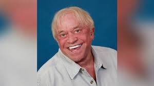 The ‘Funniest Man in America,’ James Gregory, dies at 78