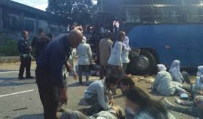 Dokumen penjualan lelong bermula pada 01 september 2020 hingga 09 september 2020 dari jam 9.00 pagi hingga 4.00 petang manakala pada 09 september 2020 sehingga jam 12.30 tengahari dan bertempat di unit kewangan jpj seberang. Lapan Cedera Bas Kilang Hilang Kawalan