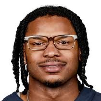 Should I Trade Gerald Everett for Hunter Henry (2025)?