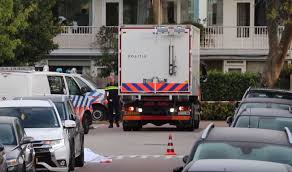 Condoleanceregister voor advocaat derk wiersum in advocatenkamer van rechtbank assen wordt nog steeds ondertekend. Eerste Beelden Liquidatie Van Advocaat Derk Wiersum In Amsterdam