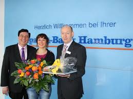 The bank offers traditional banking services to its members. Sparda Bank Hamburg Eg Norddeutschlands Mitgliederstarkste Genossenschaftsbank Presseportal