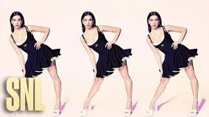 Dua lipa answers fans' questions ahead of her saturday night live performance on february 3, 2018. Dua Lipa Don T Start Now Live Snl Youtube