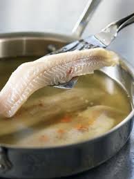 Chrononutrition Comment Bien Diner Le Journal Au Feminin Present Cuisson Poisson Recettes De Cuisine Cuisine Poisson