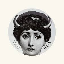 Discover Luxury Wall Décor