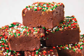 Cuire au four préalablement préchauffé 30 à 40 mn thermostat 180°. Fudge De Noel Le Dessert Parfait Pour Le Reveillon Facile A Faire
