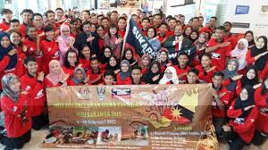 Yayasan 100% kepunyaan kementerian pendidikan malaysia ini ditubuhkan untuk memberi. 121 Sukarelawan Siswa Akan Sertai Misi Sukarelawan Dan Berkampung Di Miri Sarawak Borneodihati Org Laman Socialtainment Borneoborneodihati Org Laman Socialtainment Borneo