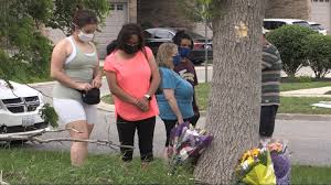 Authorities said a young man was arrested in the parking lot of a nearby mall after the incident sunday night in the ontario city of london. Nml4wr5e1l Hkm