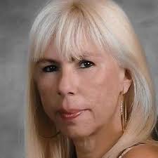 Elvira Carolina Real Torres