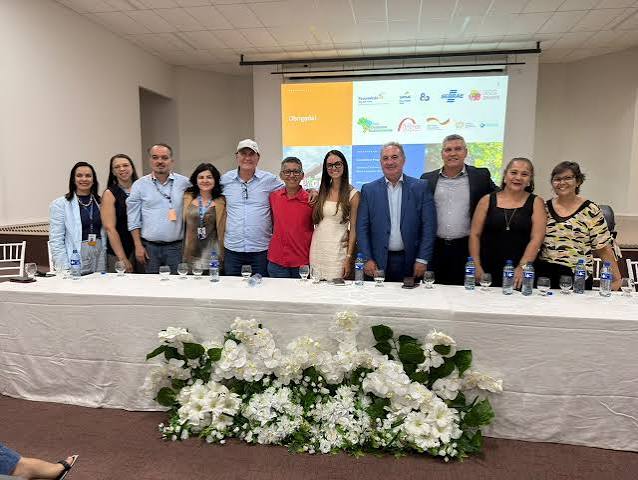 Lagoa Grande passa a integrar o Programa Destinos Sustentáveis em parceria com Fecomércio Sesc/Senac e Sebrae para a estruturação do turismo municipal - Prefeitura de Lagoa Grande
