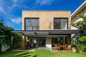 Los ventanales dentro de cada . 2 Ideas De Casas De Dos Pisos Ladrillo Y Concreto Como Materiales De Construccion Construye Hogar