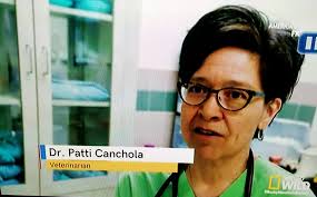 Marcia and Jan🥰 …… and Bobbi and Cindy in the background.😍