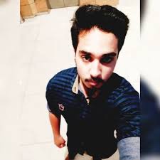 Moeed Rizwan Farooq (@i_moeedsays)