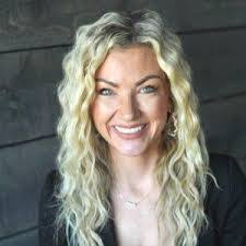 Tabitha Wilson's Instagram, Twitter & Facebook