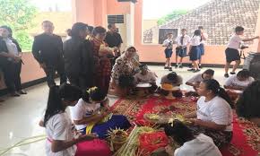 Facebook gives people the power to. Smp Dwijendra Diverifikasi Penting Komitmen Tenaga Pendidik Untuk Wujudkan Sekolah Ramah Anak Denpasarkota Go Id