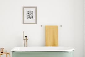 Its difference with the ball and claw is that the tub doesn't stand on a flat and smooth surface but on its actual feet. 12 Small Bathtubs 54 Inch 48 Inch Soaker Tubs For Small Bathrooms Apartment Therapy