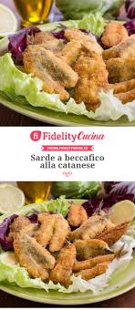 Le sarde a beccafico alla palermitana sono una specialità siciliana e come per ogni piatto regionale che si rispetti in ogni zona lo si fa in maniera diversa, infatti esistono anche alla catanese, alla messinese, alla trapanese, ecc… Sarde A Beccafico Alla Catanese Ricetta Ricette Beccafico Idee Alimentari