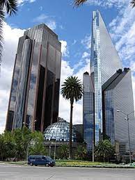 Sus accionistas son exclusivamente las casas de bolsa autorizadas, las cuales poseen una acción cada una. Bolsa Mexicana De Valores Wikipedia La Enciclopedia Libre